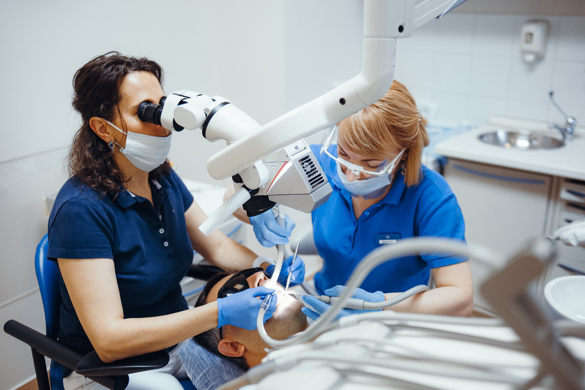 Фотография взята с сайта стоматологии Дмитрович Фэмили https://www.dmitrovich.ru/