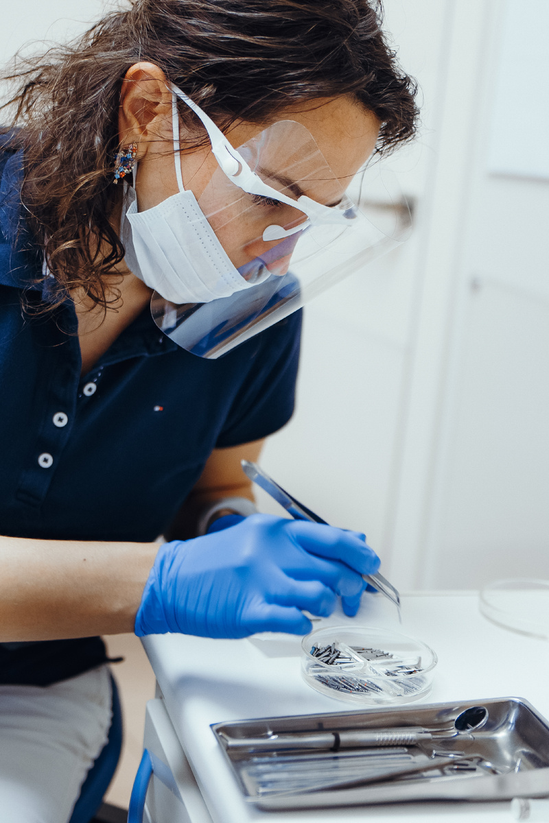 Фотография взята с сайта стоматологии Дмитрович Фэмили https://www.dmitrovich.ru/