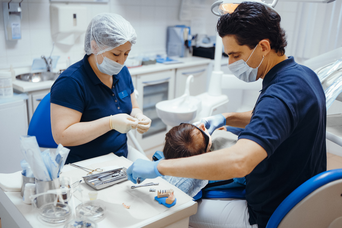 Фотография взята с сайта стоматологии Дмитрович Фэмили https://www.dmitrovich.ru/