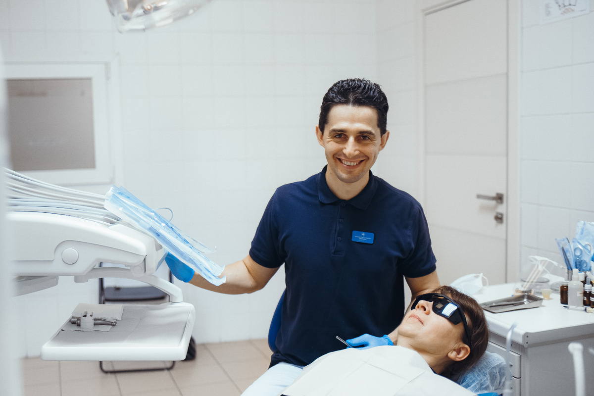 Фотография взята с сайта стоматологии Дмитрович Фэмили https://www.dmitrovich.ru/