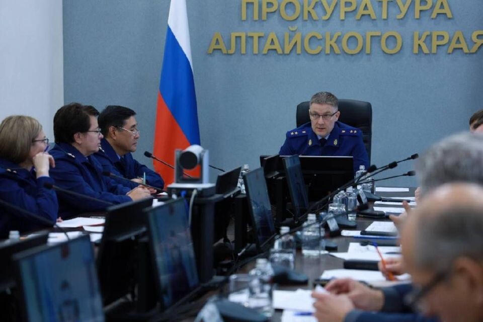    Совещание по вопросам проведения капитального ремонта и строительства социальных объектов. Источник: epp.genproc.gov.ru