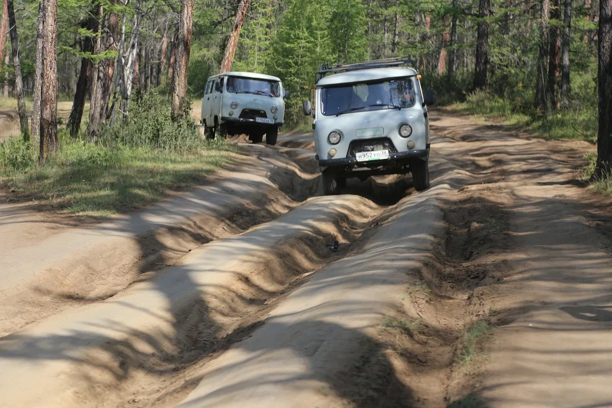 В сезон, «бешеные буханки» шныряют здесь туда-сюда непрерывно.