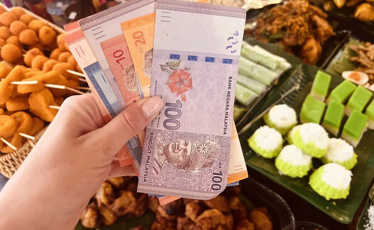    На еду в популярной азиатской стране россиянам хватает двух тысяч рублей в сутки