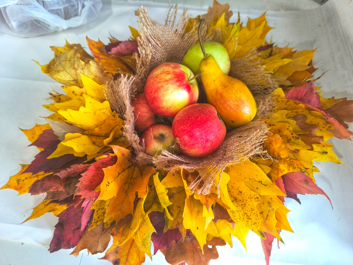 Поделка на тему "дары осени"