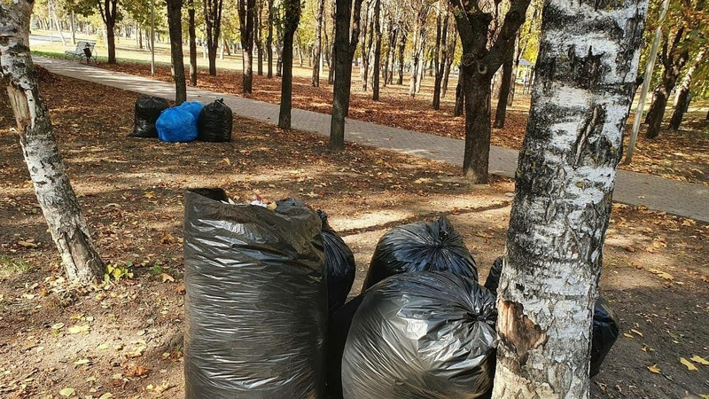   В первый день акции вывезено более 150 тонн мусора и опавшей листвы Фото: администрация Предгорного округа