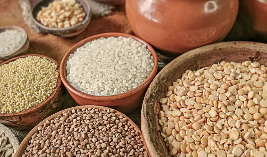 Какая каша самая полезная? Путеводитель по зерновым вкусам