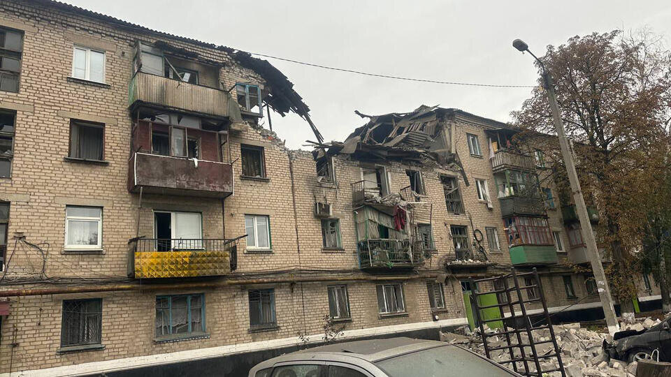     Взрыв газа произошел в многоэтажке в ЛНР t.me/Я ? Красный Луч