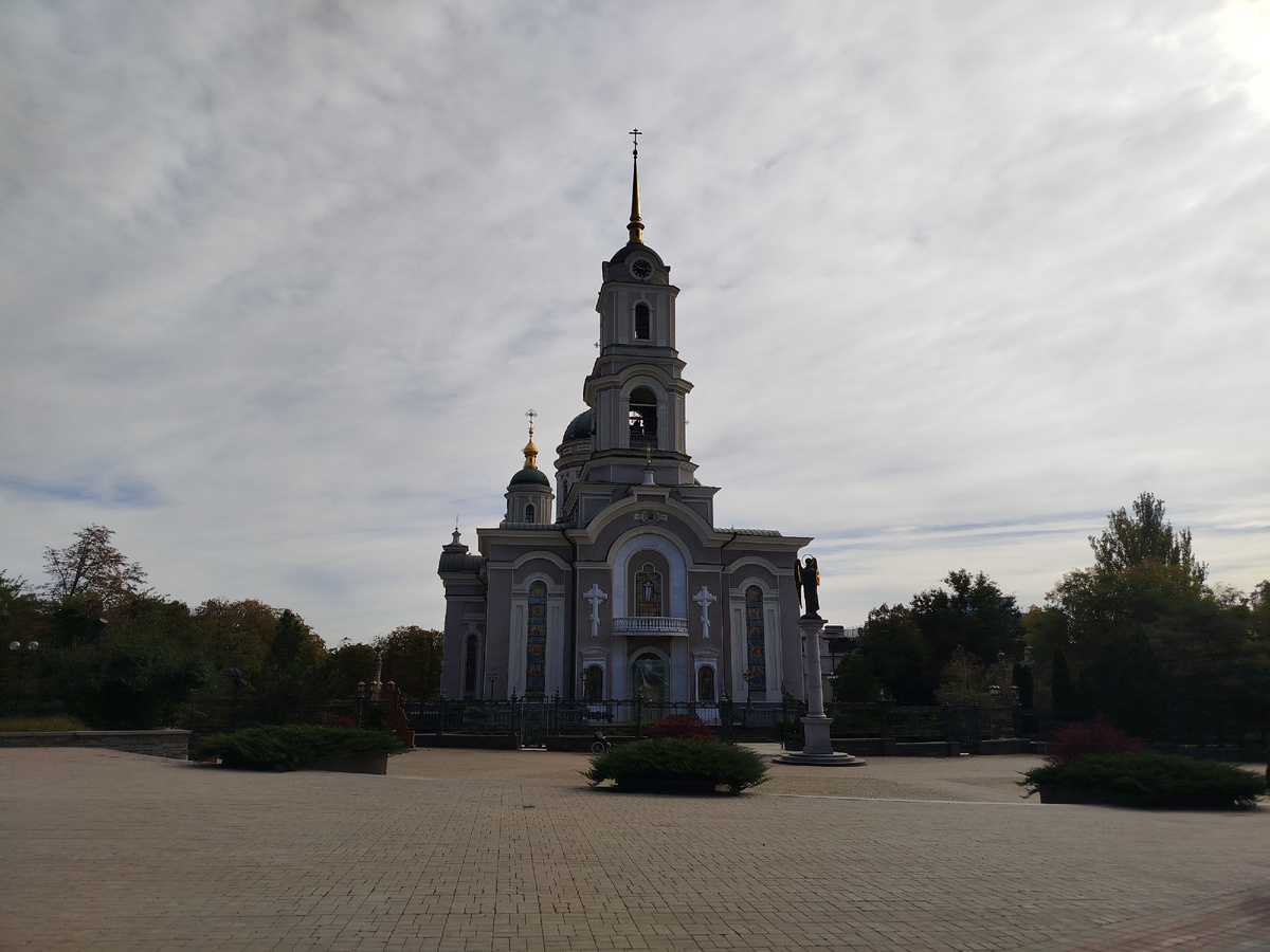 Спасо - Преображенский собор в Донецке на улице Артёма.
