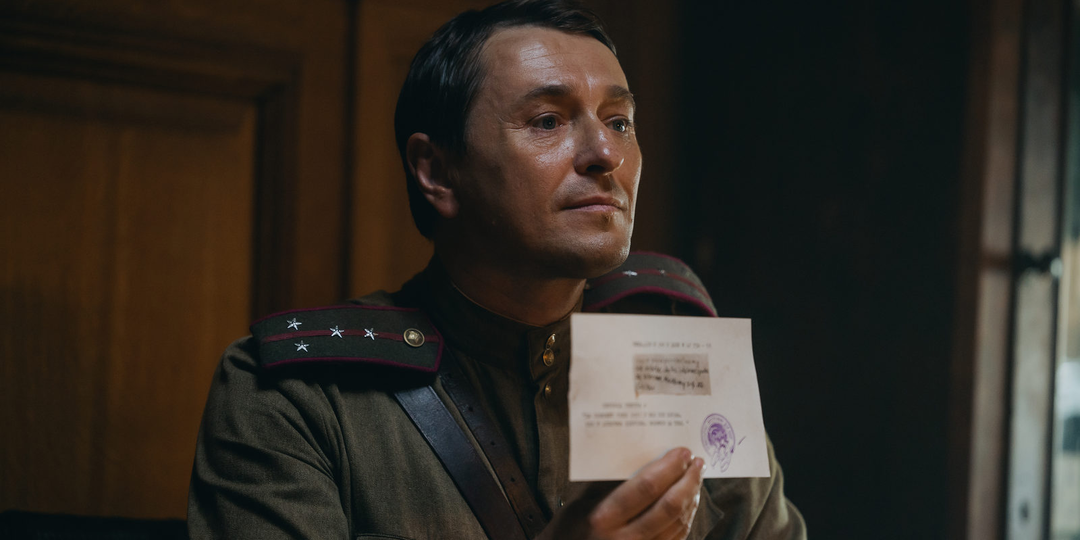 Фильм "Август", стоит ли идти в кино?