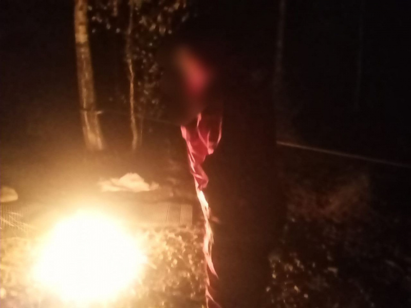    Опубликованы кадры с места спасения жителей Петербурга, попавших в беду в КарелииТелеграм-канал Госкомитета Карелии по обеспечению жизнедеятельности и безопасности населения