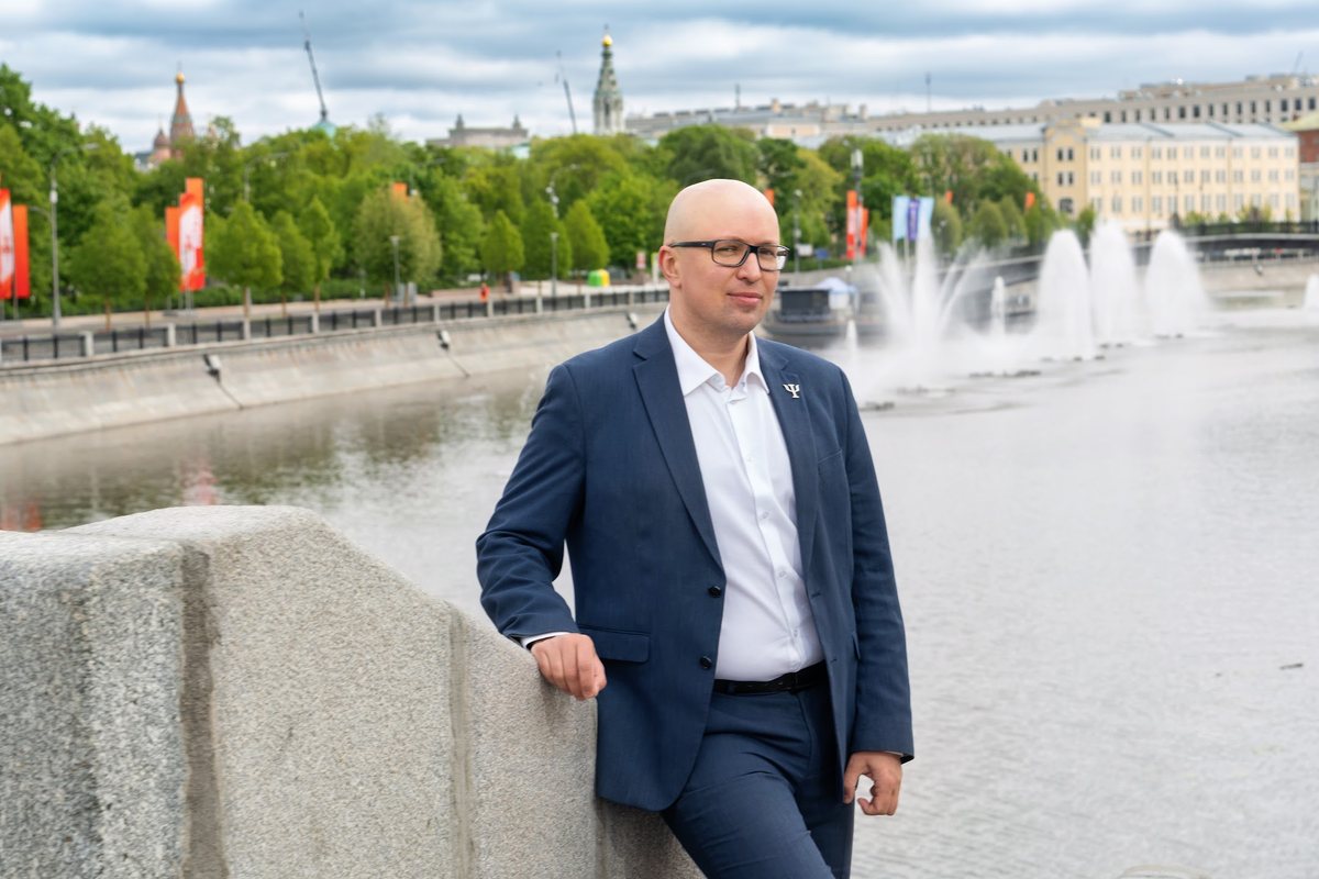 Клинический и бизнес-психолог Станислав Самбурский