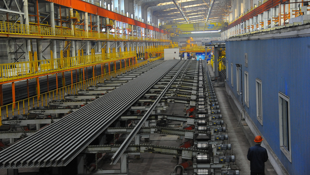 Рельсобалочный стан на Челябинском металлургическом комбинате. Источник: Яндекс.Картинки