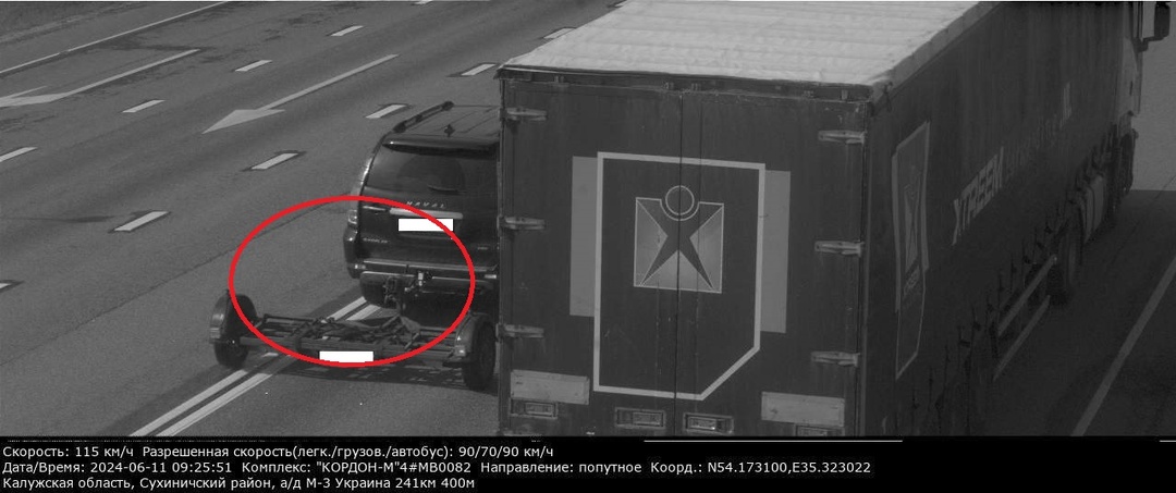 Верховный суд поставил точку: наезд одним колесом на сплошную – лишение прав или нет