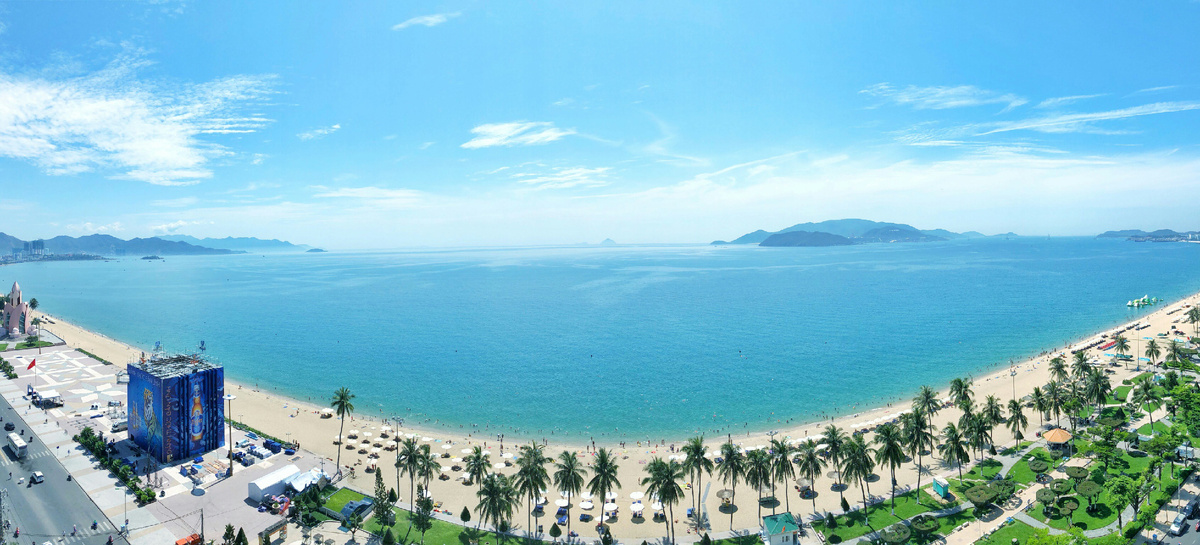 Photo by Huy on Unsplash