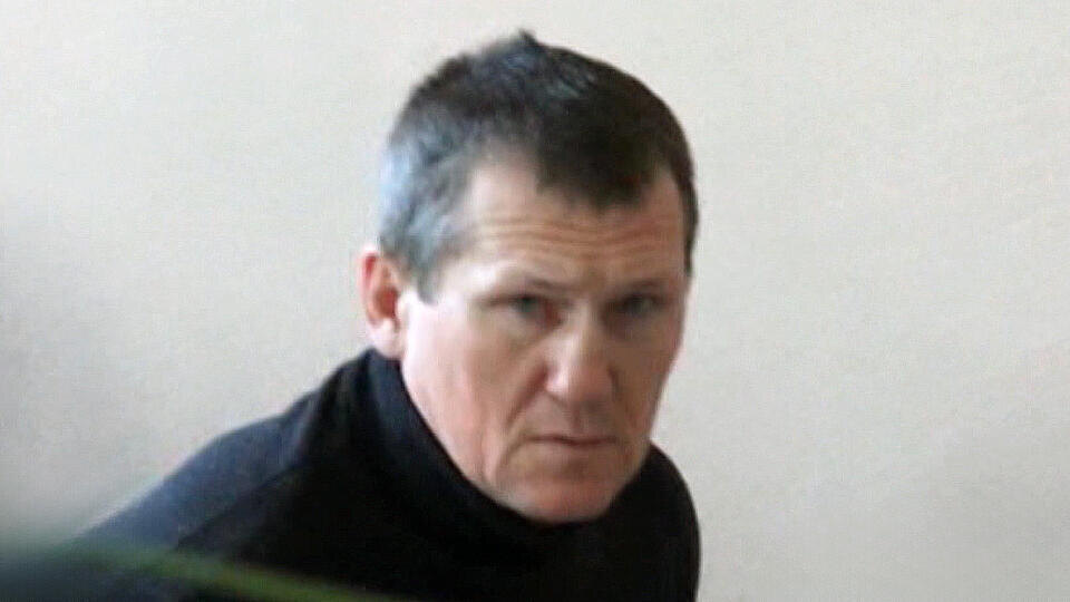     "Упорно молчат": почему члены банды Кадина боятся говорить даже спустя 15 лет Кадр из программы "112 экстренный вызов", РЕН ТВ