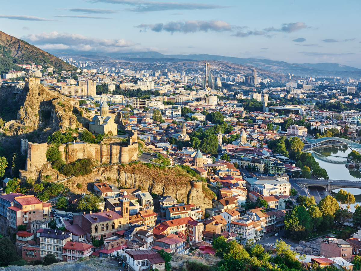 Тбилиси растет, преображается. Разница между работать в Тбилиси и работать в глубинке – примерно как у нас