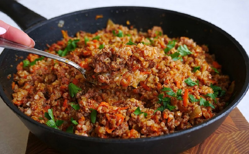 Гречка по-купечески: как сделать простую крупу звездой семейного ужина