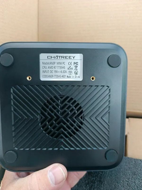 Снизу практически никакого прохода для воздуха