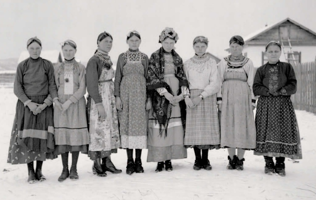 Женщины-старообрядки в селе Романовка (Маньчжурская империя). Конец 1930-х годов