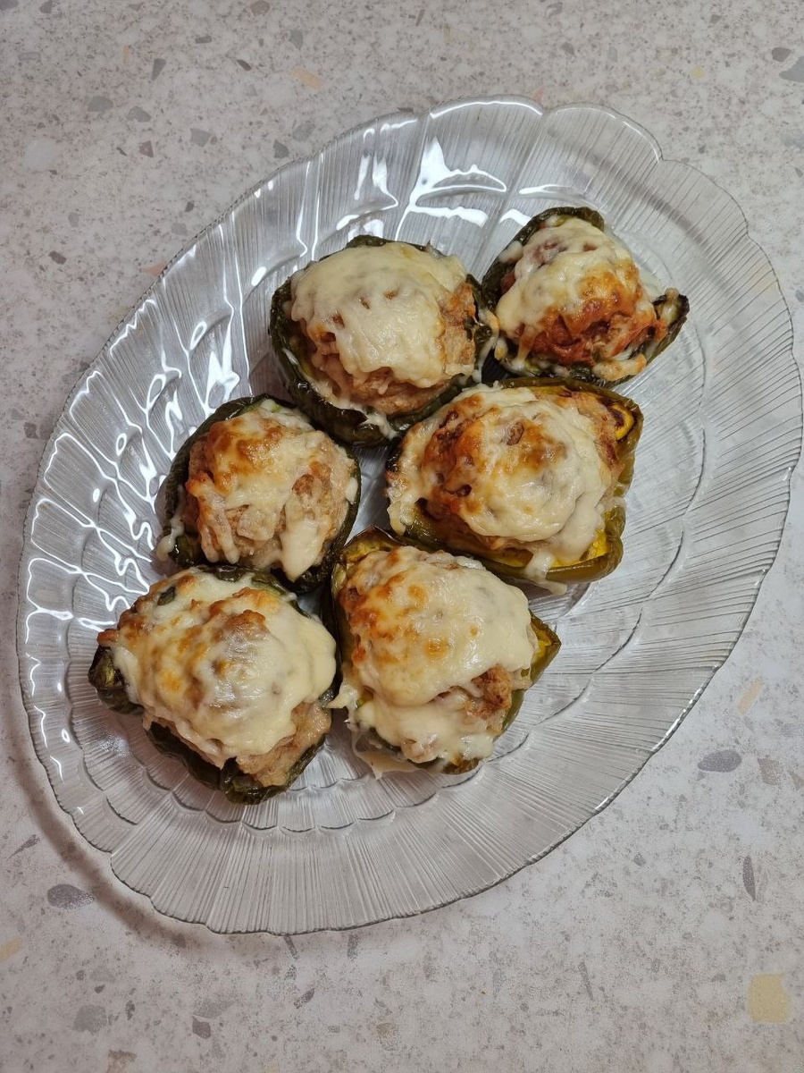 Фаршированные перцы, запеченные в аэрогриле!