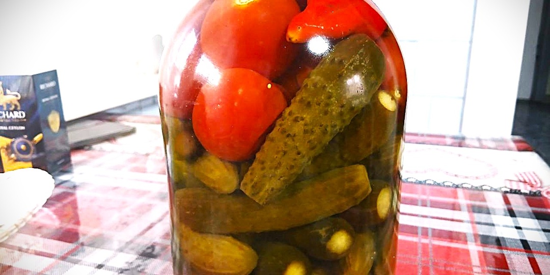 Ассорти «Помидоры+Огурцы в одной банке».