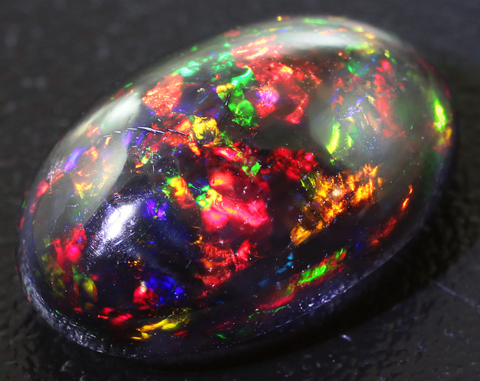 Опал: Редчайшее сокровище Урала