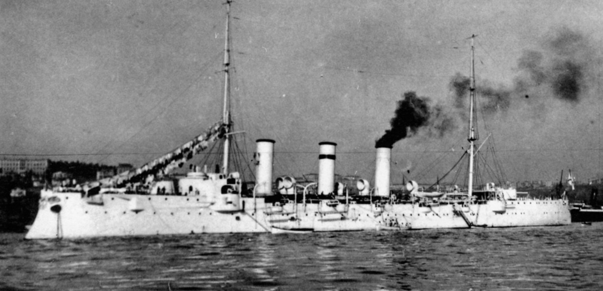 Бронепалубный крейсер "Память Меркурия"