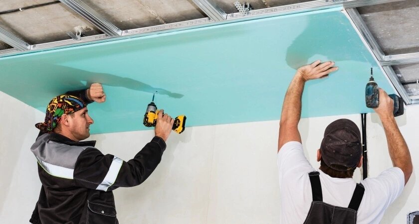    Вагонка, гипс или обои? Узнал, что лучше для потолка — и теперь отказываюсь от идеи натяжного потолка