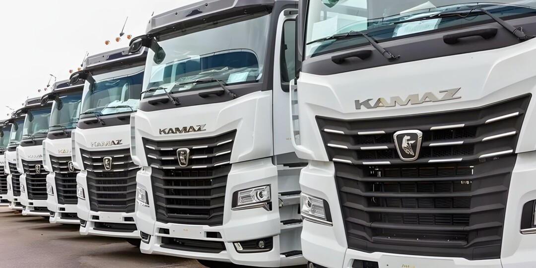 «Проблемы не только на рынке легковушек»: Продажи грузовых автомобилей в России снизилось на 59%