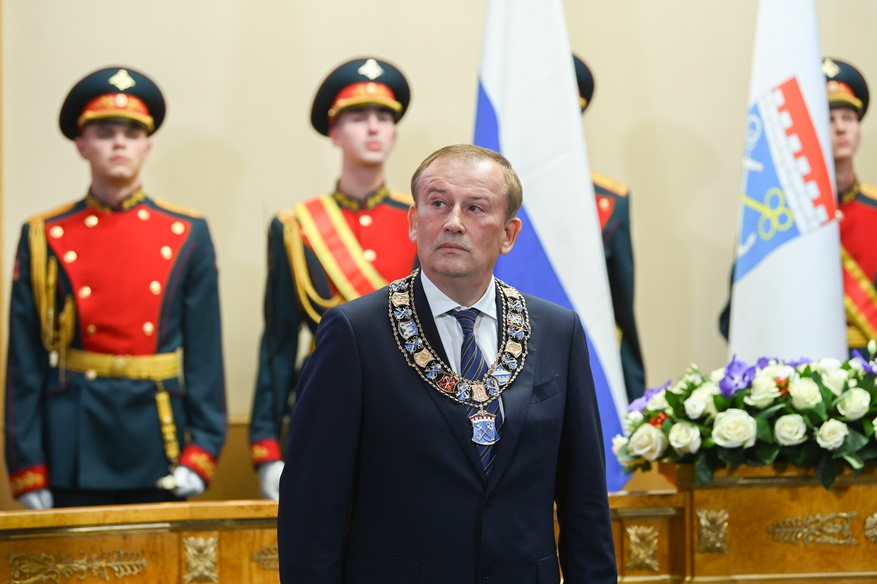 Вступил в должность снова. фото https://lenobl.ru/ru/dlya-smi/photo/7674/