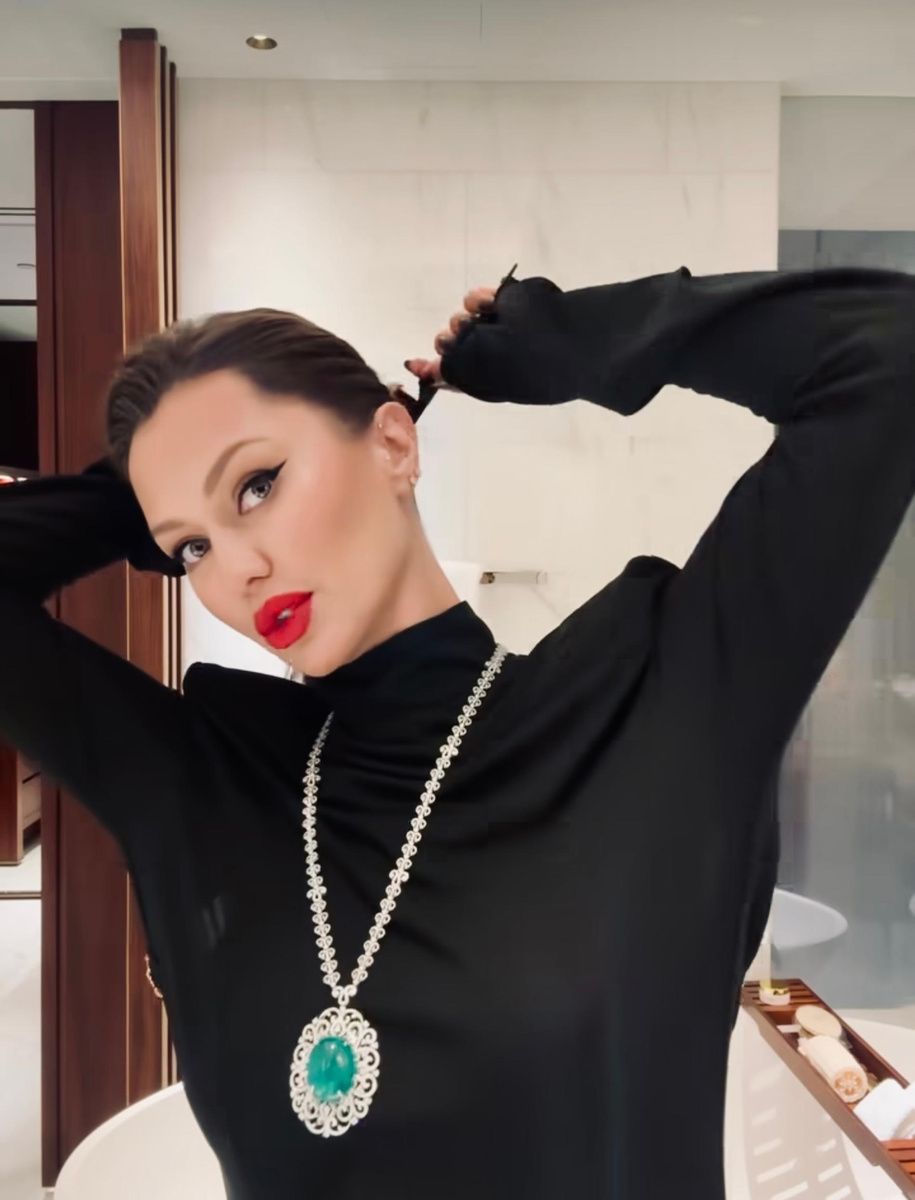     Виктория Боня. Фото: Инстаграм (запрещён в РФ) @victoriabonya