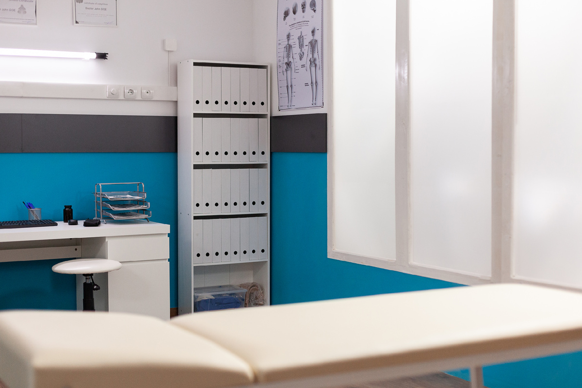 Как выбрать медицинские шкафы