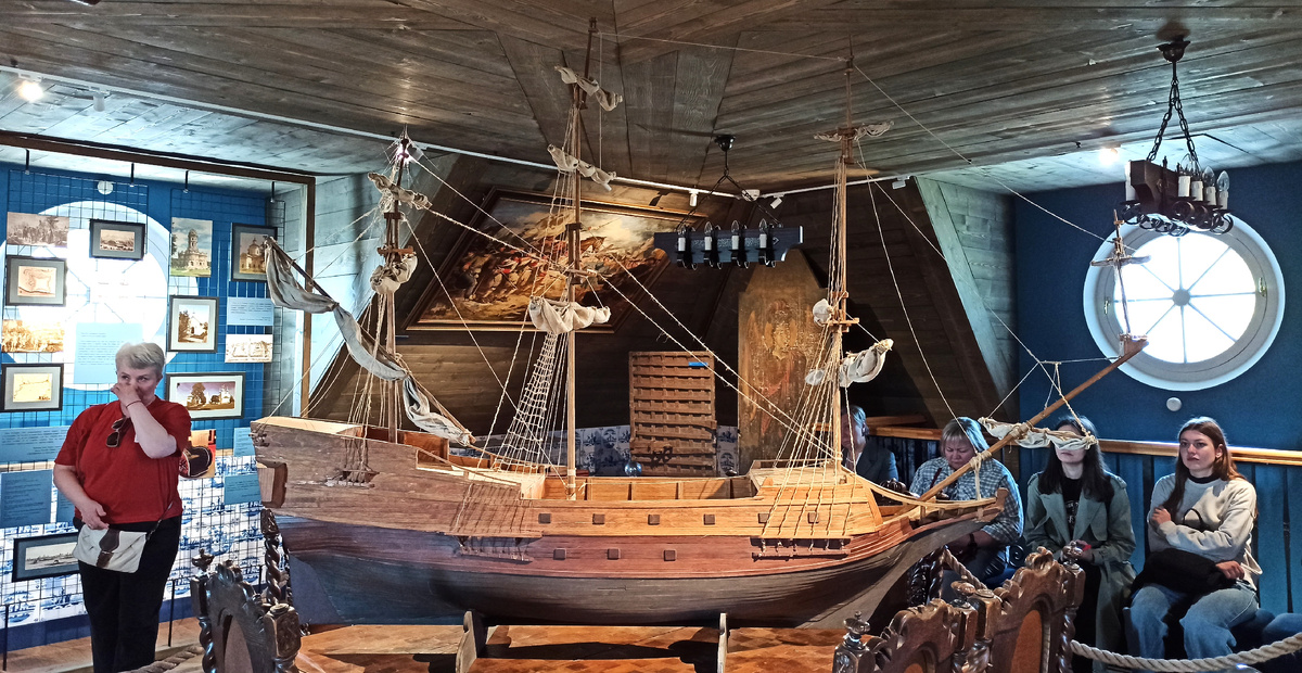 Большие Вяземы, флигель Конного двора, экспозиция, посвященная Борису Алексеевичу Голицыну