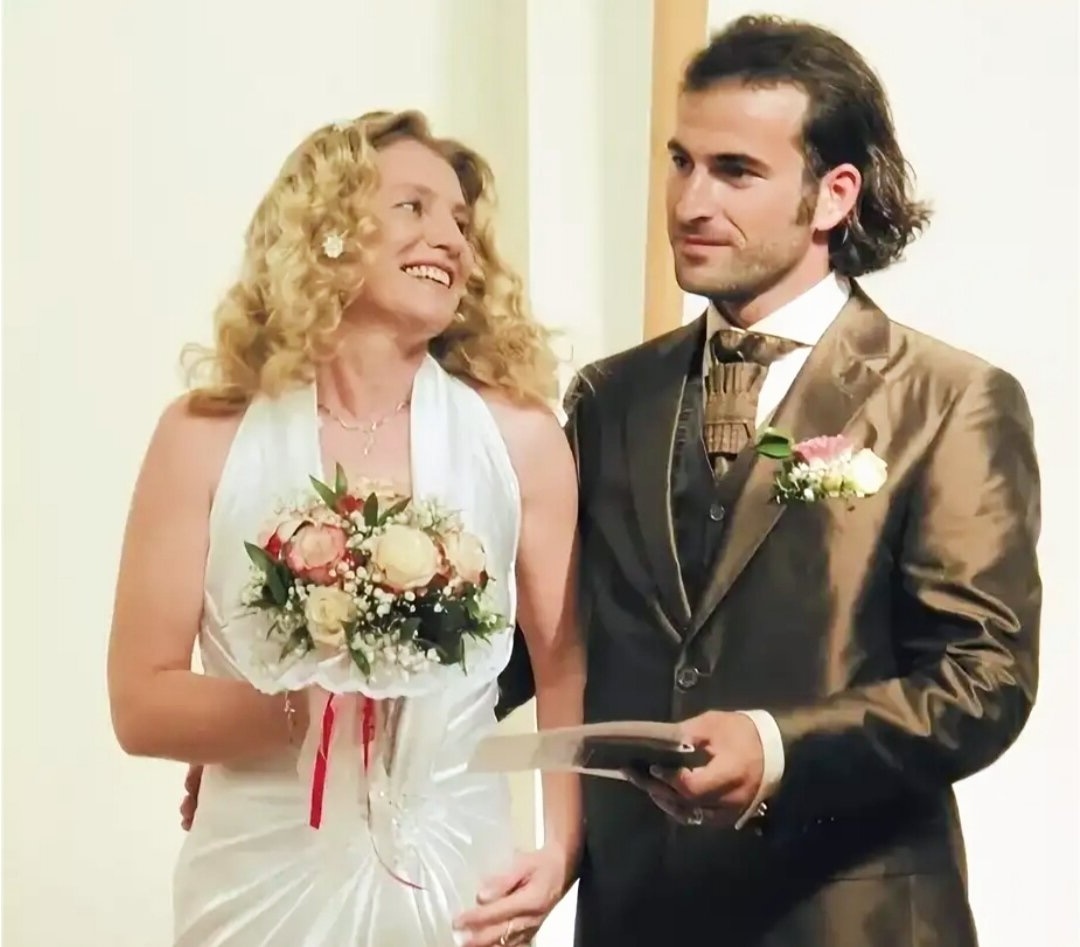 Галина Данилова и Сейхун Эзбер, кадр со свадебной церемонии