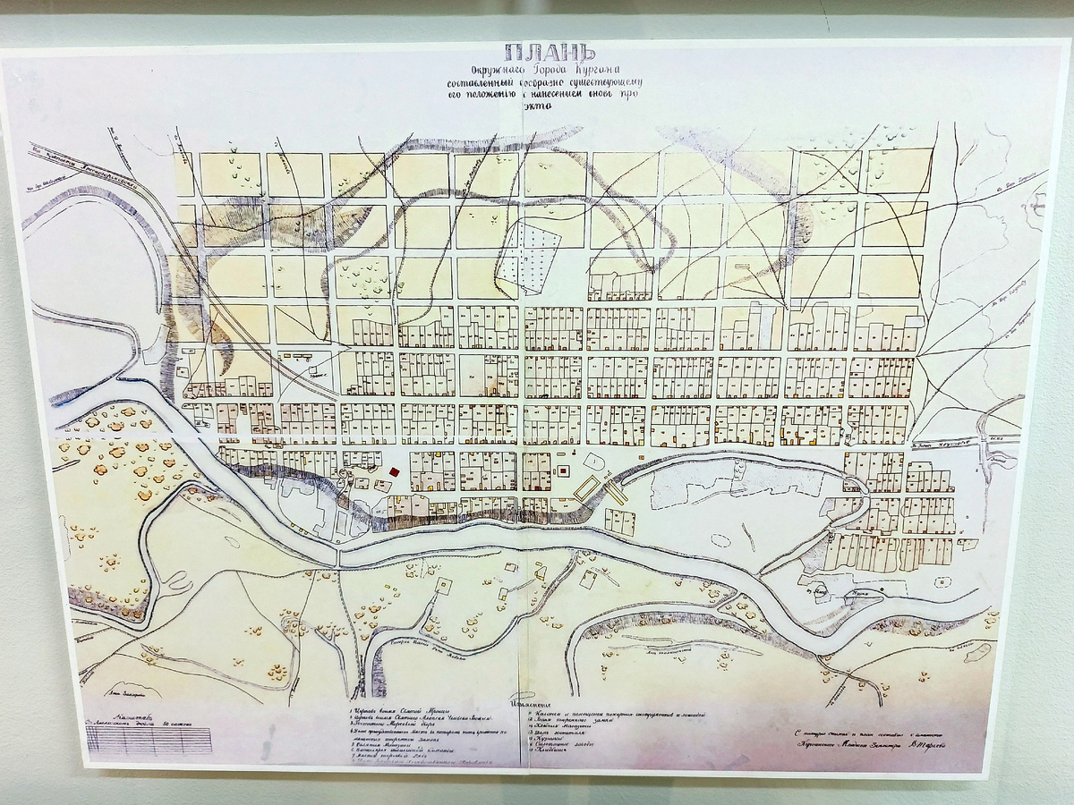 План застройки из музея, место под кладбище посередине наверху