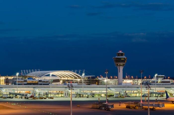 Обложка © Shutterstock / FOTODOM / Michael Thaler