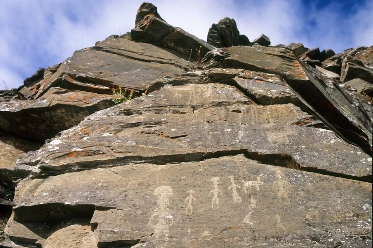 Наскальные рисунки в урочище Сальджар на Алтае. КМНС.рф