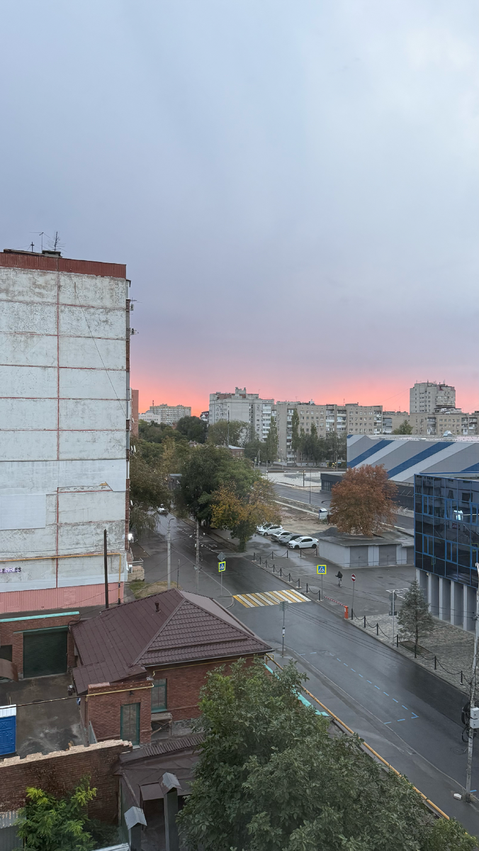 Вид из окна номера, про отель расскажу попозже