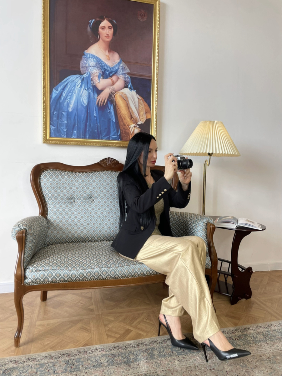 Милые дамы, красивых образов, стильности и многообразия в гардеробе 🍒