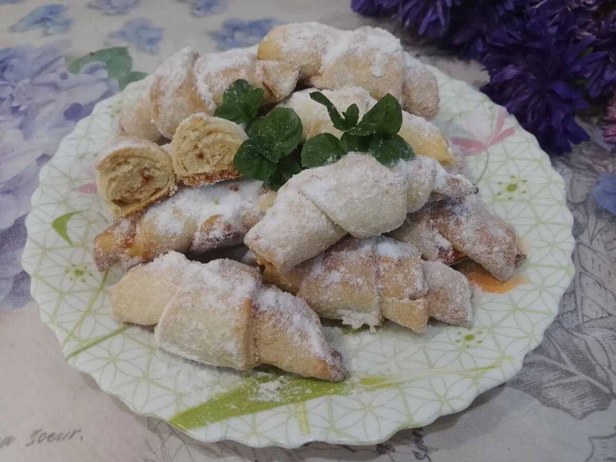 Рогалики с абрикосовым джемом