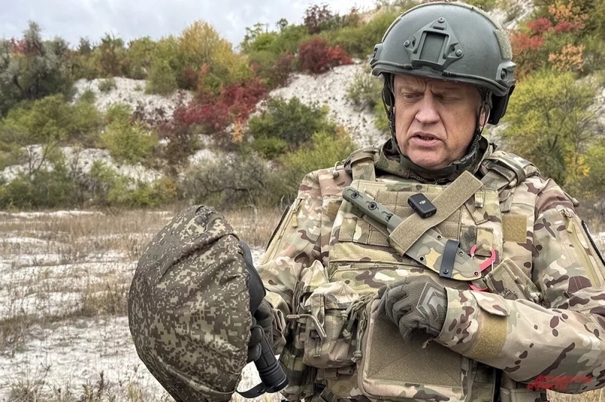    Командир группы взрывотехников отряда БАРС-16 Евгений Келпш.