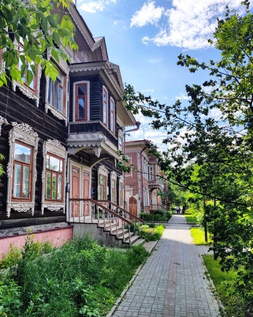 Томск. Улица Дзержинского (Преображенская) 