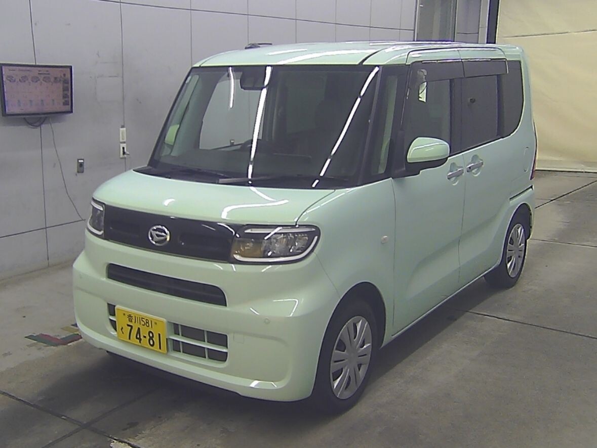 Фото с аукциона, листайте.