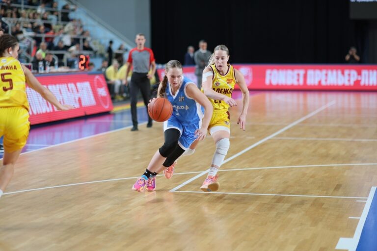    Оренбургская «Надежда» победила «Самару» в первой домашней игре Антон Пичурин