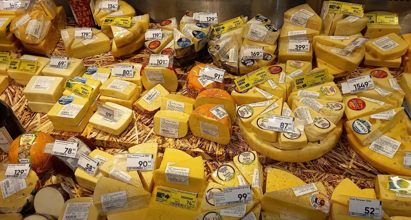    Вы всегда хранили сыр неправильно: ежедневная оплошность, которая приводит к плесени