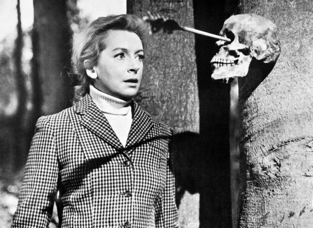 Кадр из фильма"Око Дьявола 