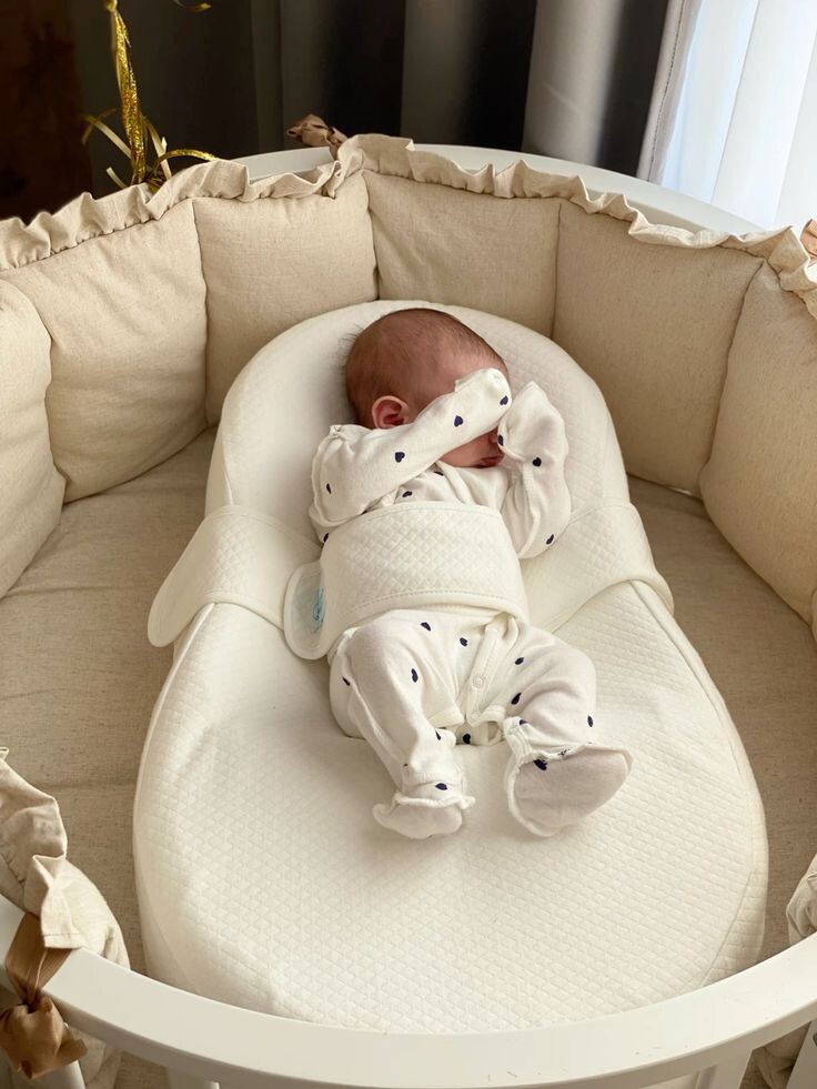 Новорожденный малыш / источник: pinterest