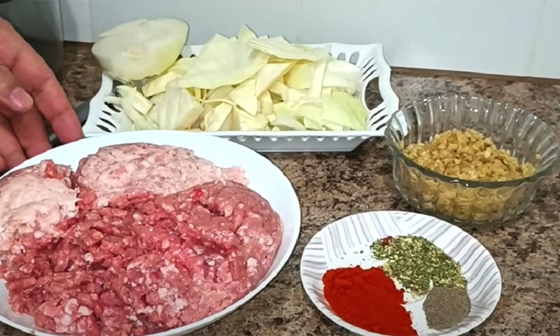 Вкусные ленивые голубцы на сковороде: быстрый и сочный ужин без лишних хлопот