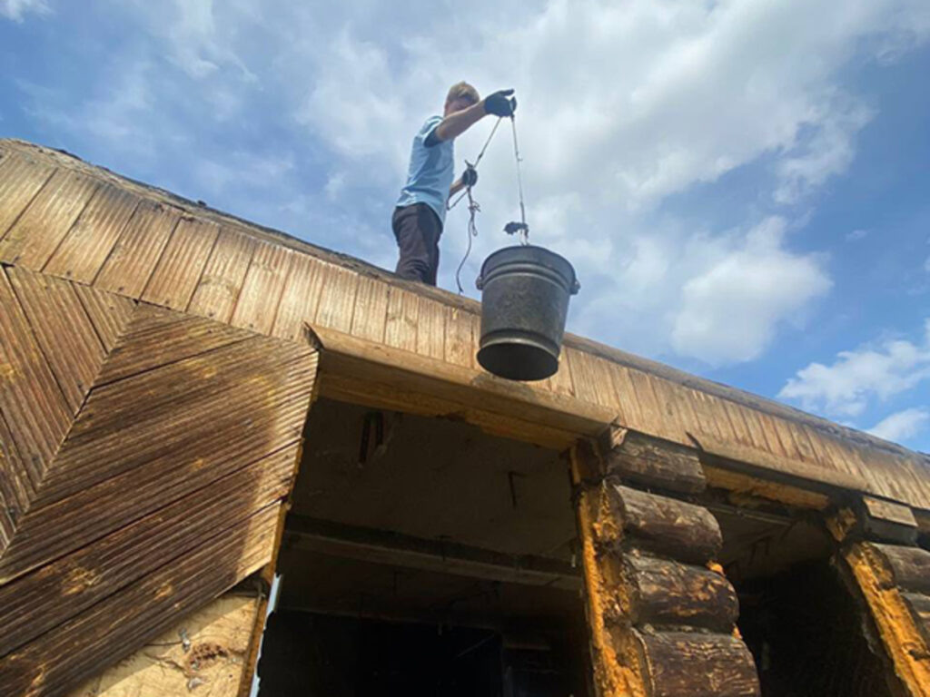    Волонтерский центр Алексея Вихарева Павел Евсеев