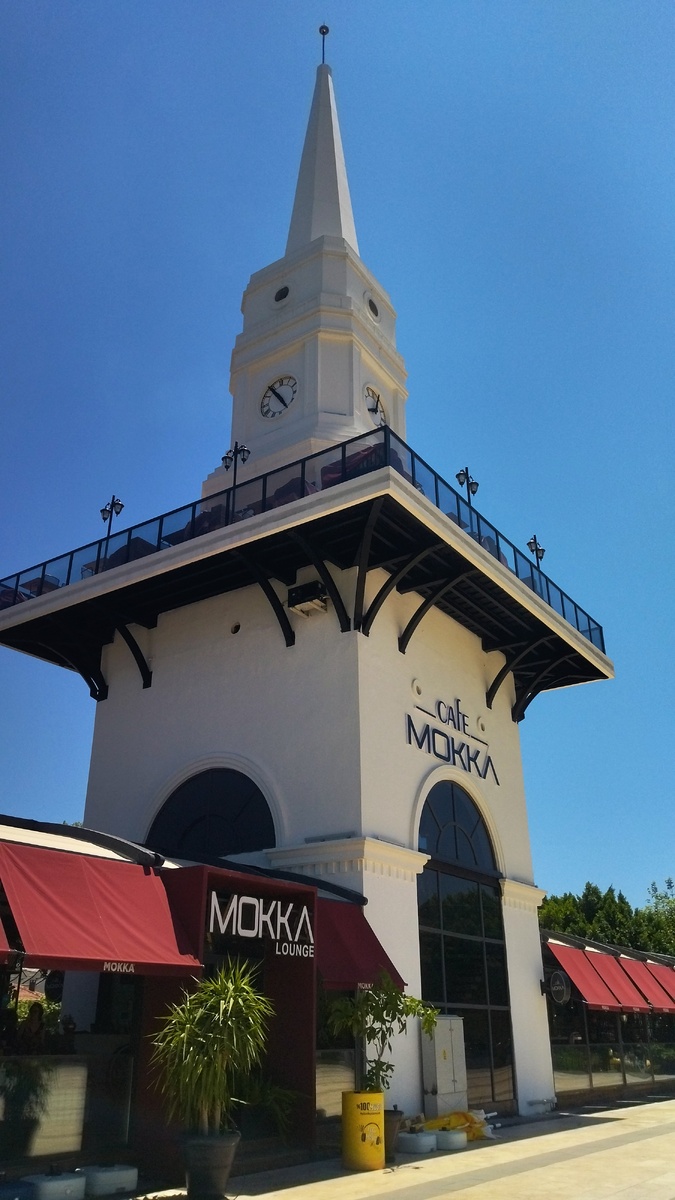 Кемер, центральная площадь